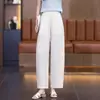 Calça feminina azul-marinho sob medida em Tencel, modelo pantalona justa, nova coleção primavera/outono 2026, popular este ano, com bom caimento.