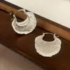Brincos de Orelha Estilo Exagerado Versátil Exquisito Transfronteiriços Europeus e Americanos Estilo Leve de Luxo de Alta Qualidade com Design Único em Formato de Leque Floral