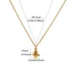 Colar Pingente Flor com Gotejamento de Óleo Aço Inoxidável Banhado a Ouro 18K Colar com Corrente OT Joia Venda Quente Transfronteiriça Europeia e Americana