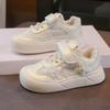 Zapatos casuales de estilo nacional para niñas, primavera 2025, nuevos zapatos de princesa con diamantes de imitación, flores y perlas estilo academia.