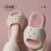 Pantuflas infantiles de gatito para niñas, nuevo calzado de verano para exteriores, sandalias antideslizantes para interior, baño, padres e hijos