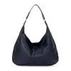 Nova Bolsa Tote de Couro Encerado Impermeável Estilo Retrô Europeu e Americano para o Dia a Dia Grande Capacidade Bolsa Feminina Toque de Luxo Bolsa de Ombro Único