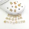 Liga 26 letras buraco sapatos acessórios PVC borracha macia fivela de sapato diy sapatos flor sapatos decorativos sapatos de jardim acessórios criativo