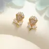 Pendientes de Tulipan de Lujo Nuevo Estilo con Microaroma y Completamente Incrustados de Diamantes para Mujer, Pendientes Elegantes y Románticos en un Estilo Socialité de Lujo Ligero