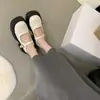 Zapatos de Mujer Retro Estilo Francés de Tacón Grueso Poco Profundos 2024 Nuevo Diseño Primavera y Otoño Zapatos Pequeños de Cuero de Suela Gruesa Estilo Británico