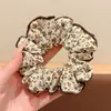 Goma para el pelo con estampado de leopardo marrón para otoño e invierno para mujer, scrunchie elegante y sofisticado para peinados de moño