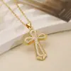 Aogu Europeo y Americano Simple Accesible Lujo Chapado en Cobre Oro de 18 Quilates Zircón Colgante de Cruz Cadena para Clavícula Collar Elegante de Nicho para Mujer