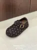 Tênis de treino alemão versátil de camada superior em couro vintage para mulheres, novos tênis casuais respiráveis e leves para o outono, para o dia a dia