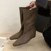 Primer Encuentro Temporada Uno Múltiples Formas de Usar Estilo Coreano Punta Cuadrada Aumento Interno de Altura 4cm Otoño Invierno Adelgazantes Versátiles Botines Cortos Apilados Botas de Moda