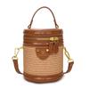 Bolsa Cilíndrica Portátil Elegante e da Moda 2025, Estilo Coreano Casual de Alta Qualidade, Versátil, Tipo Balde Inclinado, Tendência