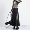 Saia Jeans Retrô Preta com Barra Desfiada Feminina 2026 Primavera Outono Nova Saia Evasê de Guarda-chuva Cintura Alta Emagrecedora Casual Longa