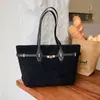 Bolso nuevo de moda, casual, único, texturizado, bandolera de verano de nicho de moda, bolso tote vintage para mujer 2026