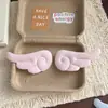 Pinza para el pelo linda estilo coreano para niñas, accesorio para el pelo de felpa blanca, pinza para el pelo de alas de ángel popular en TikTok para flequillo