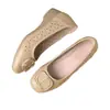 Zapatos Bajos Cómodos para Mujer para Madres, Nuevos Sandalias Perforadas Transpirables Huecas de Otoño 2026, Zapatos Planos Casuales de Piel Suave para el Trabajo