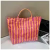 Bolso de Lona Rayado de Alta Gama, Bolso de Mano Elegante y Ligero, Mochila Portátil de Gran Capacidad para Viajes y Playa, para el Trayecto Diario