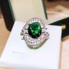 Novo grupo de alta qualidade cravejado com zircônia, esmeralda elegante simulada, turmalina verde colorida, anel aberto de tesouro para mulher