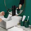 Taza multifuncional para cepillo de dientes de viaje, una caja de almacenamiento de cepillo de dientes y pasta de dientes lujosa y portátil, un juego de artículos de tocador de viaje tres en uno