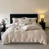 Conjunto de quatro peças de luxo leve de veludo de leite, espessado para o inverno, flanela, capa de edredom de veludo coral, lençol de cama, roupa de cama de inverno