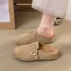 Chinelos Birkenstock vermelhos da moda com sola grossa para mulheres, novo modelo outono e inverno 2026, chinelos slip-on de camurça com bico fechado e design casual