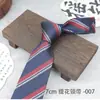 Nueva Moda Coreana Corbata de Rayas Diagonales para Hombre Poliéster Hilo de Seda Teñido en Hilo Jacquard Atada a Mano Corbata de 7 cm en Stock Venta al por Mayor
