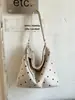 Bolso cubo de ante de gran capacidad transfronterizo para mujer, nuevo bolso de hombro retro mate 2026, bolso cruzado de nicho para el día a día