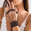 Pulsera de cadena de metal estilo gótico con borlas cónicas personalizadas para mujer, joyería transfronteriza europea y americana, con cadena para la espalda y las manos.