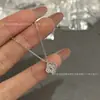 Pulsera de Trébol de Cuatro Hojas Estilo Ins con Diamantes Completos Seis Flores Oro V Versión de Alta Gama Cinco Flores Van Cleef Chapado en Oro Rosa de 18 Quilates Apilable para Mujer