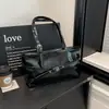 Bolsa de axila com design exclusivo para mulheres, novo modelo 2026, bolsa tote de alta qualidade para o dia a dia, de ombro e de mão, versátil e elegante em couro