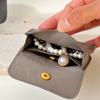 Bolsa de Terciopelo de Microfibra Engrosada a Prueba de Polvo Personalizada de Fábrica, Bolsa Decorativa de Empaque para Joyería de Gama Alta con Separadores y Hebilla Oculta Antiarañazos