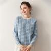 Suéter de Cashmere com Gola Redonda em Camada de Ar 2025 Outono e Inverno Novo Suéter Básico com Padrão de Assento Feminino Estilo Suave Suéter Curto