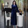Vestido de Terciopelo de Alta Gama Estilo Francés para Mujer 2025 Nuevo Primavera y Otoño Cuello en V Seda Brillante Cintura Ceñida Vestido Largo