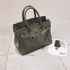 Moda Transfronteiriça Mais Vendida Bolsa de Mão Grande para Mulheres 2026 Nova Tendência Bolsa Vermelha de Casamento Grande Capacidade Bolsa Tote Transversal