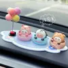 Enfeites Criativos Fofos de Animais com Cabeça que Mexe para Carro Desenhos Animados Animais de Estimação Fofos Acessórios de Interior de Carro Enfeites Decorativos para Console Central de Carro Feminino