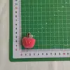 Nuevo Peluche Dibujo Animado Fruta Manzana Plátano Piña Aguacate Broche DIY Sombrero Calcetines Accesorios para Ropa Accesorios