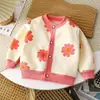 Cardigã de Tricô Infantil 2026 Outono/Inverno Novo Suéter Versátil para Meninos e Meninas Bebê Quente Espesso Roupa Externa Cardigã