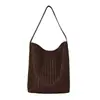 Bolso de mujer de gran capacidad, nuevo y moderno de 2026, popular de verano, bolso de hombro de patrón tejido de alta gama, bolso tote para el trabajo