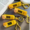 Accesorios de resina de dibujos animados colgante pequeño reloj electrónico de mano reloj electrónico para estudiante reloj cuadrado de alto valor