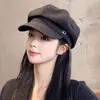 Nuevo Sombrero de Equitación de Moda para Mujer para Otoño e Invierno, Sombrero Octogonal Plegado de Gamuza que Hace que la Cara Parezca Más Pequeña, Boina Estilo Japonés y Coreano Gorra de Periodista Venta al por Mayor