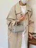 Bolso tejido para mujer, nueva moda 2026, versátil bolso de hombro y cruzado, bolso de nicho de alta gama para el día a día con un fuerte sentido del estilo