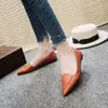Sapatilhas Pointed-Toe Confortáveis com Solas Macias para Mulheres, Novidade Tendência Versátil Primavera/Verão 2025 Sapatos Slip-On para Mulheres