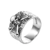 Comercio electrónico transfronterizo comercio exterior suministro Europeo y Americano anillo de personalidad dominante Estilo punk calavera anillo de acero de titanio para hombre lote