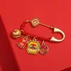 Moda nacional pin de borla para mujeres embarazadas anti-susto pin de seguridad para rezar por el bebé colgante de broche de seguridad colgante para niños