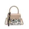 Bolsa Feminina Fashion, Bolsa Quadrada Pequena Elegante para Mulheres, Bolsa de Mão de Alto Padrão Estilo Chinês 2025, Bolsa Pequena Transversal de Ombro Único Chic Retrô