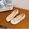 Sapatos Mary Jane Femininos Redondos com Laço Plissado 2026 Outono Nova Coleção Sola Baixa com Uma Tira
