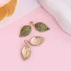 Colar com pingente de folha verde estilo floresta acessório DIY joia artesanal em liga com gota de óleo acessório corrente de celular chaveiro pingente