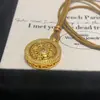 Nuevo Estilo Chino Antiguo Dorado Rotatorio Brújula de Ocho Tesoros de Buena Suerte Colgante Collar para Mujeres Retro Lujo Ligero Estilo Mediados de Siglo