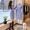 Vestido suéter de tricô coreano para mulheres, outono e inverno, padrão losango, elegante, justo ao corpo, bodycon, adequado como camada base sob um casaco