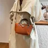 Bolso Femenino de Moda Otoñal 2025 Estilo Nuevo Diseño Casual Bolso de Hombro Casual Bolso Cruzado Exquisito de Gama Alta