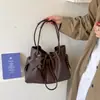 Nuevo bolso de mano de gran capacidad para mujer 2026, bolso de diseño único de tendencia niche, bolso de hombro, bolso cruzado, bolso de axila