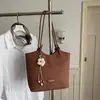 Bolso grande de mujer transfronterizo, nuevo estilo verano 2026, versátil y moderno, de un solo hombro, moderno, para la ciudad, retro, casual, tipo tote